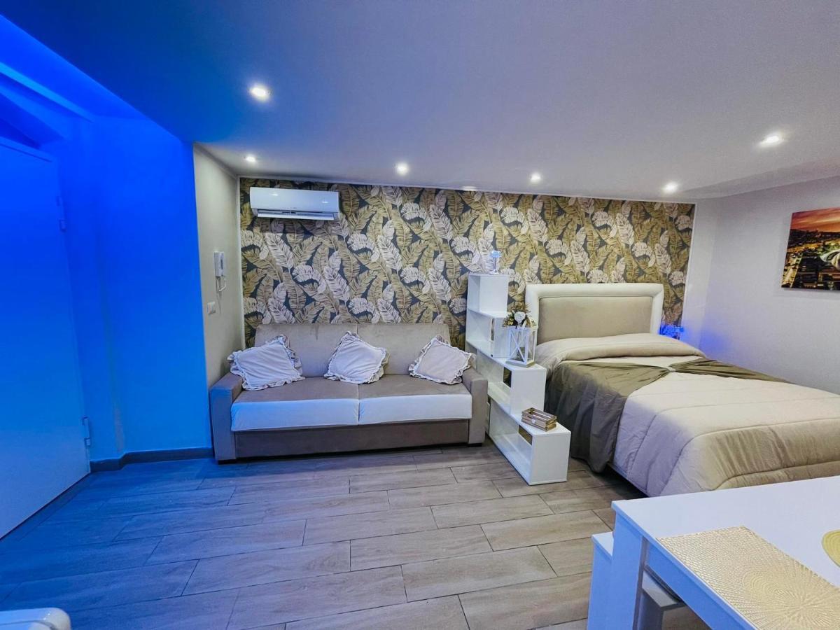 La Dimora Dei Sogni Sedil Capuano Home Suite 那不勒斯 外观 照片