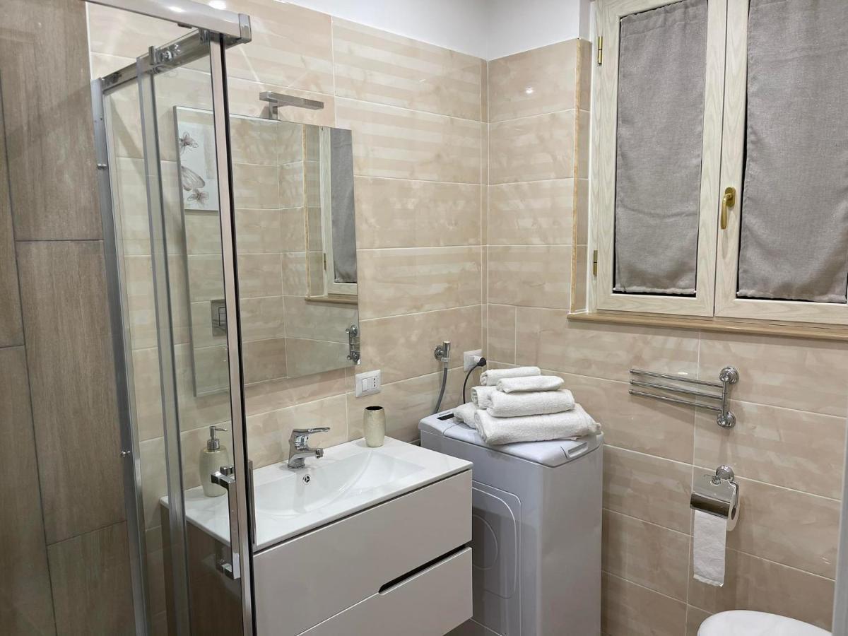 La Dimora Dei Sogni Sedil Capuano Home Suite 那不勒斯 外观 照片