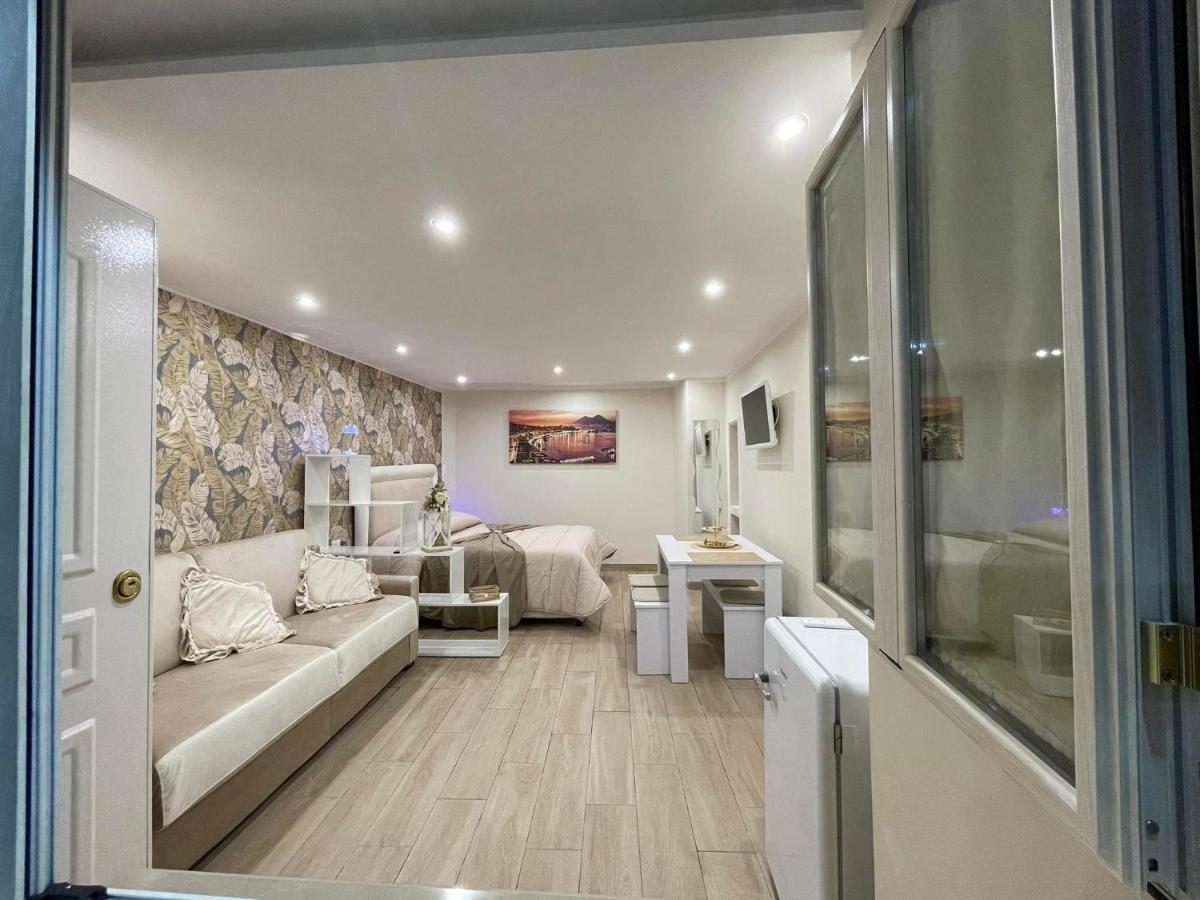 La Dimora Dei Sogni Sedil Capuano Home Suite 那不勒斯 外观 照片